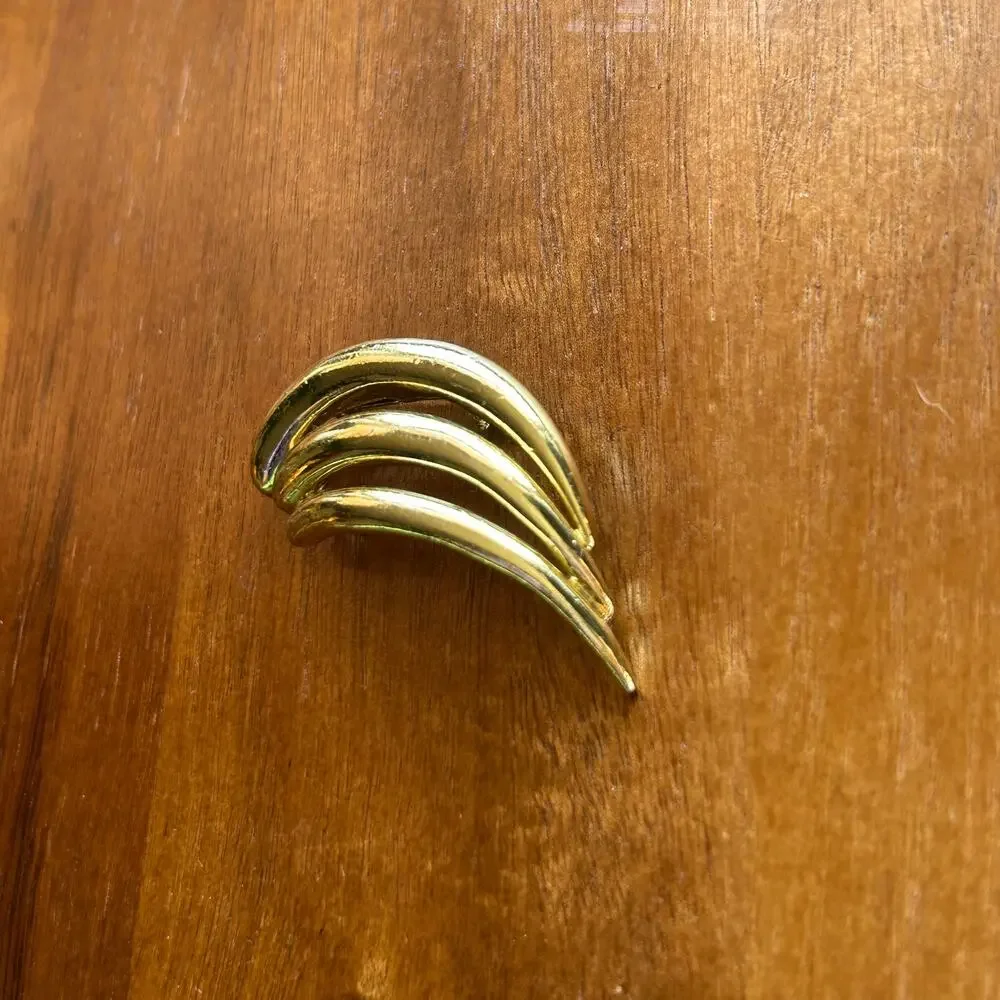 Vintage Piscitelli Signed Gold Tone Swish Brooch | Triple Arch Modernist Pin